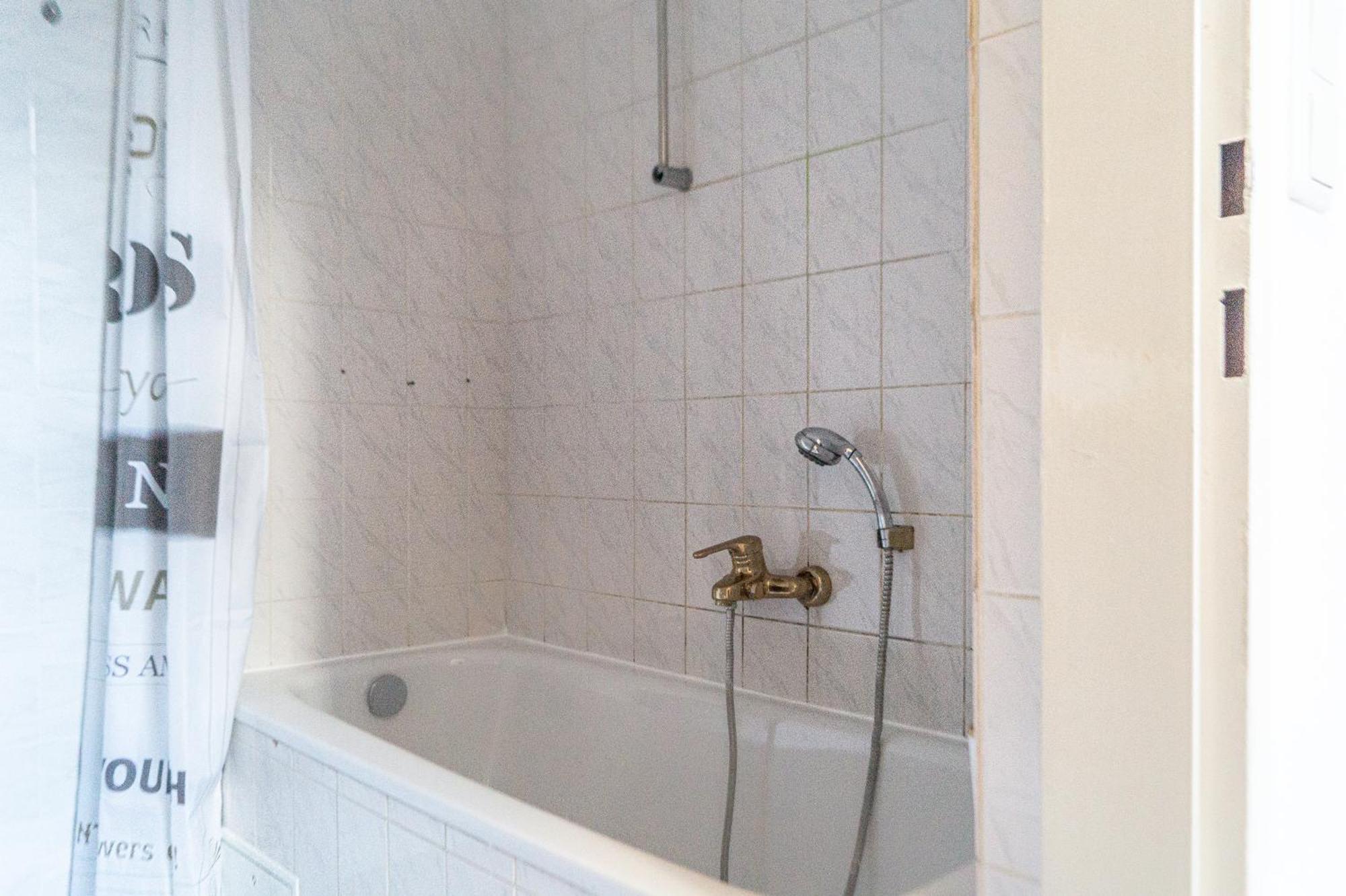Pleasant 3Br Shared Apartment- Ideal For Longstays Bécs Kültér fotó