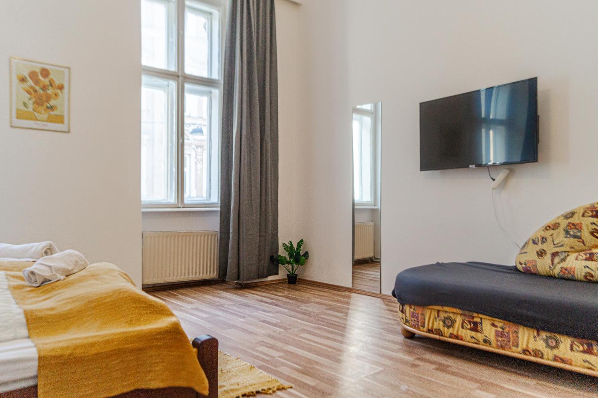 Pleasant 3Br Shared Apartment- Ideal For Longstays Bécs Kültér fotó